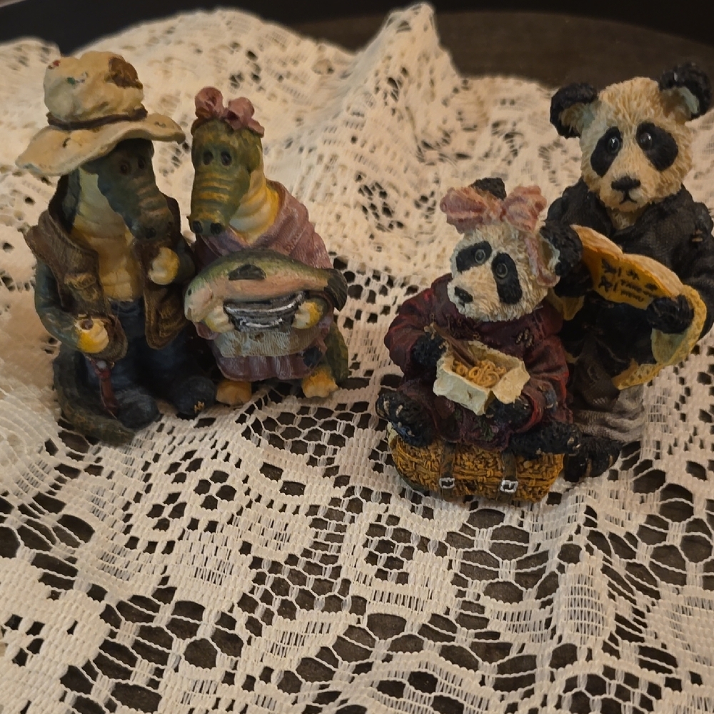 Charming Boyds Noahs Ark Animal Figurine Sets
